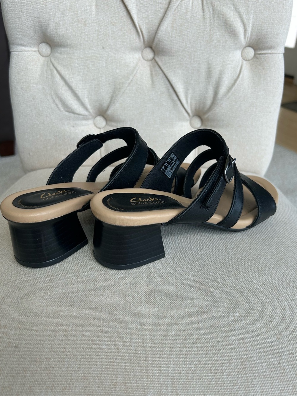 Clarks Black Leather Strappy Low Heel Sandals - Picture 5 of 9